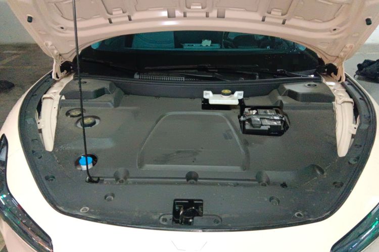 Used XPeng MONA M03 2024 515 Long-Range Engine Bay