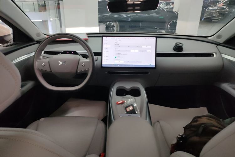 Used XPeng MONA M03 2024 620 with Ultra-Long Range Interior 2