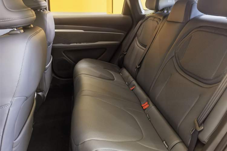 Used XPeng MONA M03 2024 620 with Ultra-Long Range Interior 4
