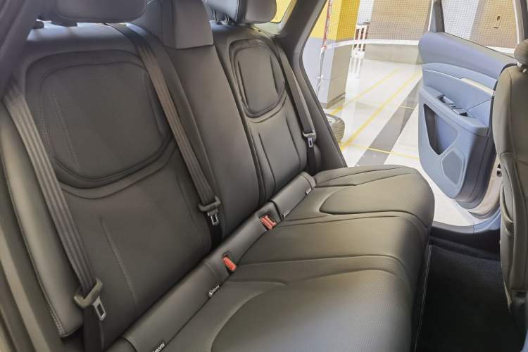 Used XPeng MONA M03 2024 620 with Ultra-Long Range Interior 5