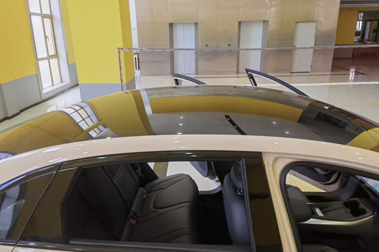 Used XPeng MONA M03 2024 620 with Ultra-Long Range Roof