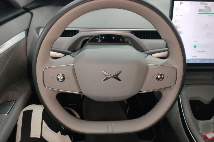 Used XPeng MONA M03 2024 620 with Ultra-Long Range Steering Wheel
