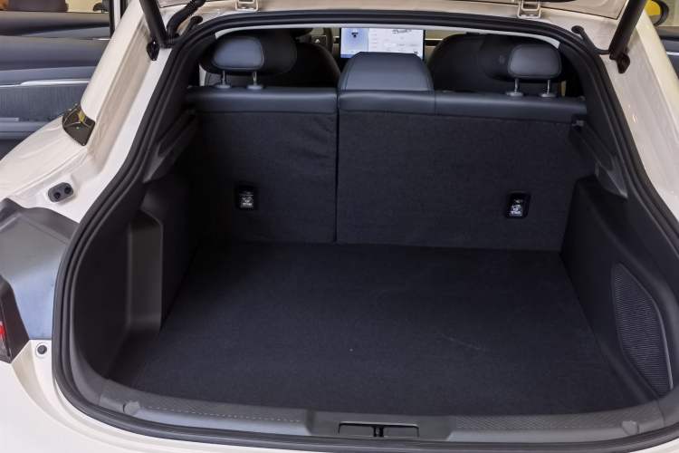 Used XPeng MONA M03 2024 620 with Ultra-Long Range Trunk