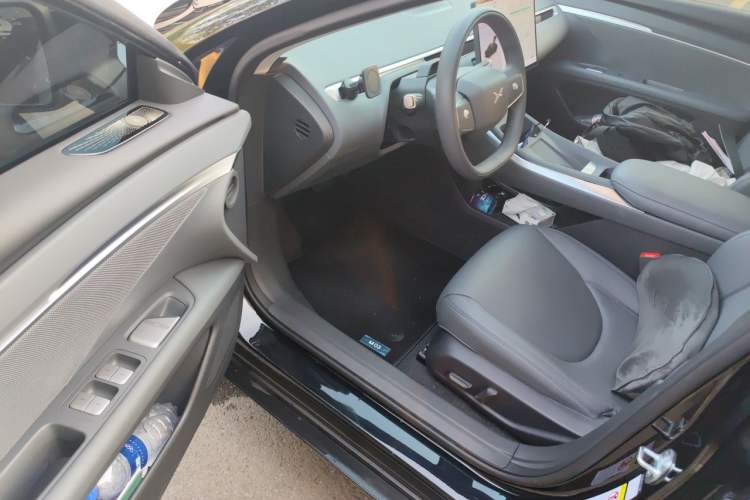 Used XPeng MONA M03 2024 620 with Ultra-Long Range Driver Seat