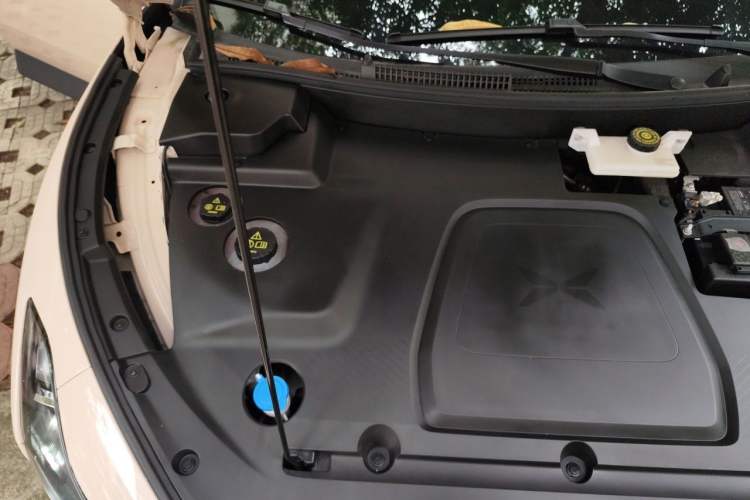 Used XPeng MONA M03 2024 515 Long-Range Engine Bay Right
