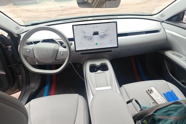 Used XPeng MONA M03 2024 620 with Ultra-Long Range Center Console