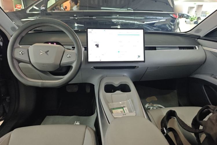Used XPeng MONA M03 2024 515 Long-Range Center Console