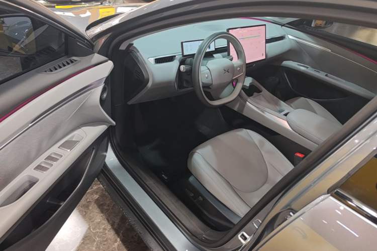 Used XPeng MONA M03 2024 620 with Ultra-Long Range Driver Seat