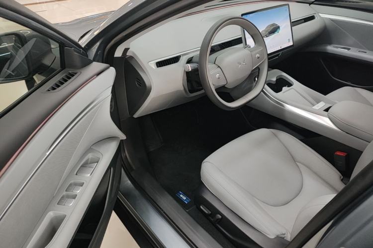 Used XPeng MONA M03 2024 620 with Ultra-Long Range Driver Seat