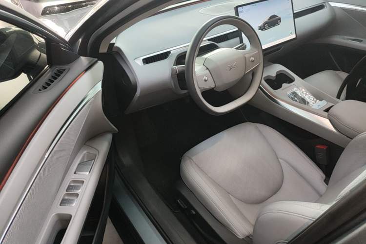 Used XPeng MONA M03 2024 620 with Ultra-Long Range Driver Seat