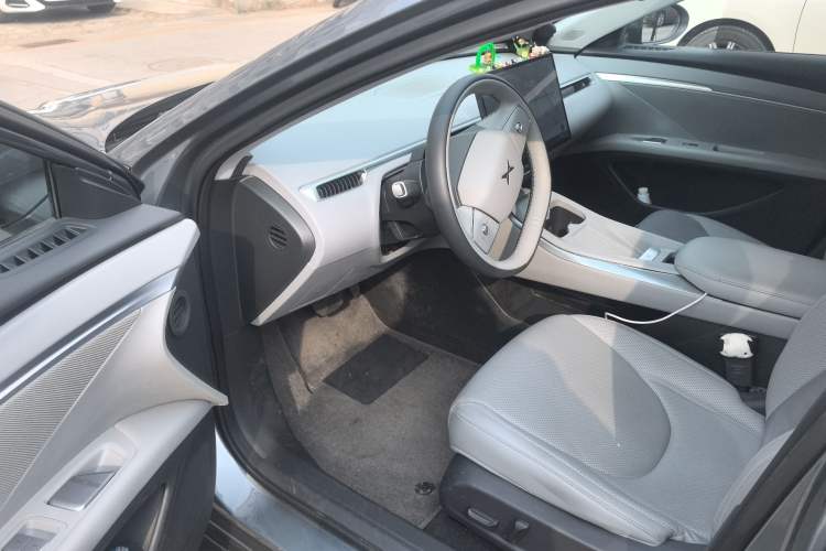 Used XPeng MONA M03 2024 620 with Ultra-Long Range Driver Seat