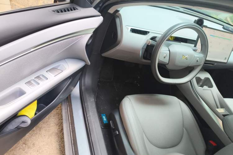 Used XPeng MONA M03 2024 620 with Ultra-Long Range Driver Seat
