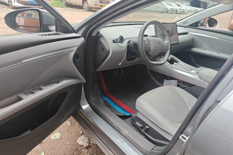 Used XPeng MONA M03 2024 620 with Ultra-Long Range Driver Seat