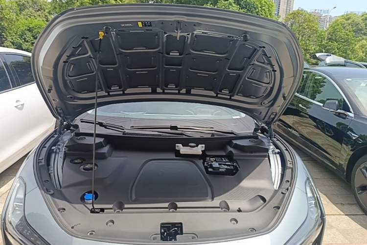 Used XPeng MONA M03 2024 515 Long-Range Engine Bay