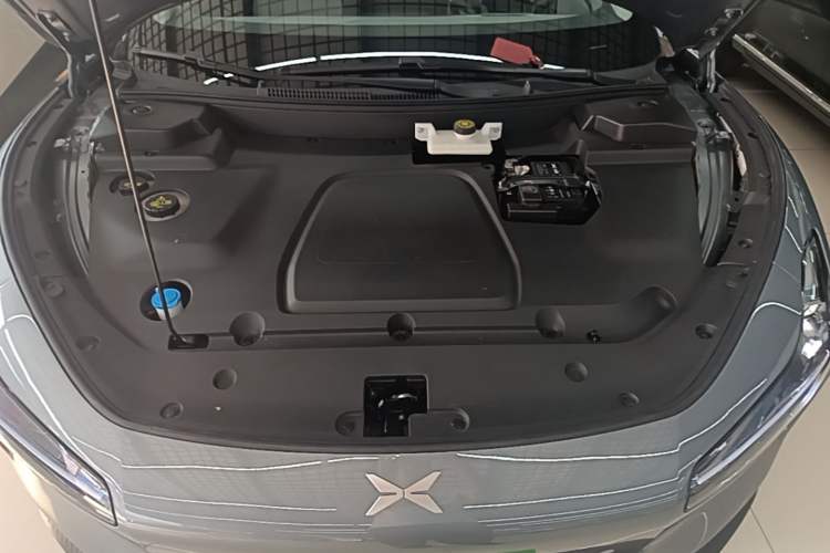 Used XPeng MONA M03 2024 515 Long-Range Engine Bay