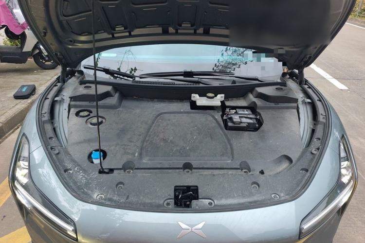 Used XPeng MONA M03 2024 620 with Ultra-Long Range Engine Bay