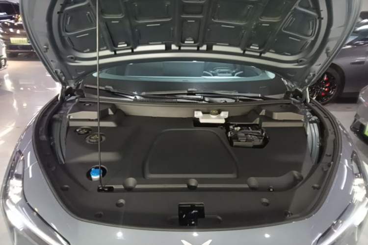 Used XPeng MONA M03 2024 515 Long-Range Engine Bay