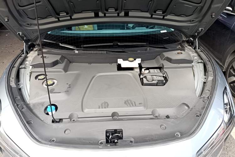 Used XPeng MONA M03 2024 620 with Ultra-Long Range Engine Bay