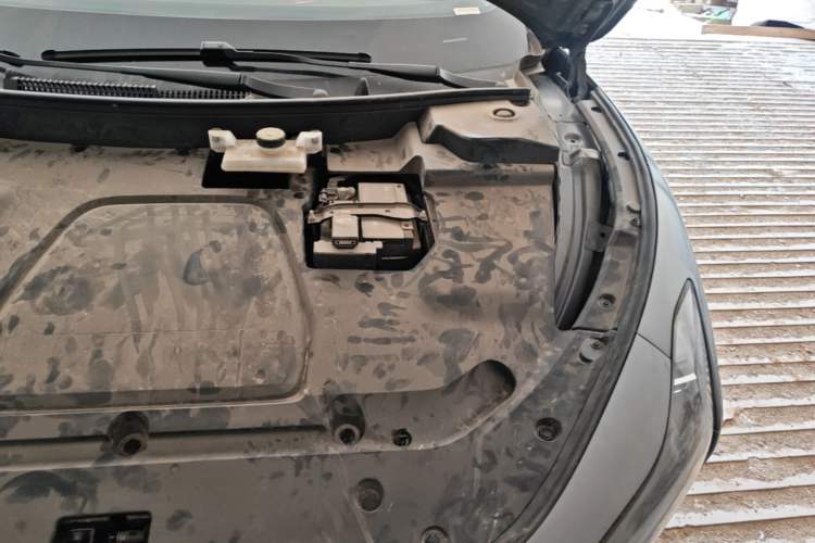 Used XPeng MONA M03 2024 515 Long-Range Engine Bay Left