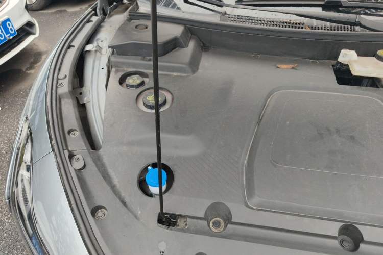 Used XPeng MONA M03 2024 620 with Ultra-Long Range Engine Bay Right