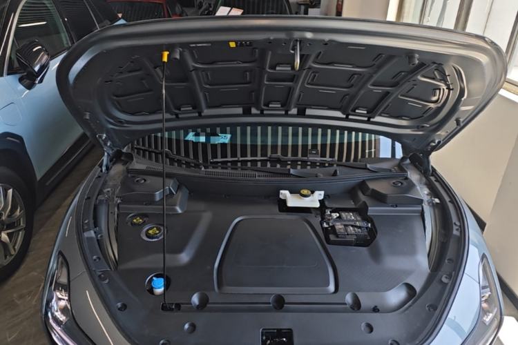 Used XPeng MONA M03 2024 620 with Ultra-Long Range Engine Bay