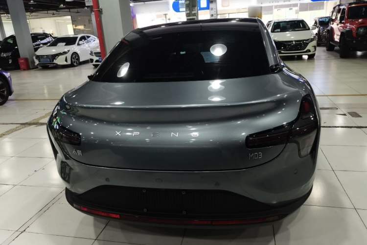 Used XPeng MONA M03 2024 620 with Ultra-Long Range Exterior 4