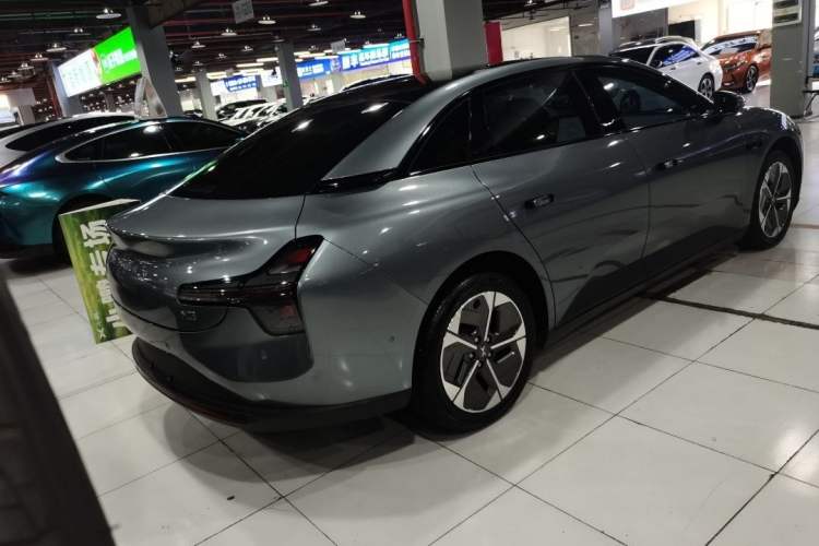 Used XPeng MONA M03 2024 620 with Ultra-Long Range Exterior 5