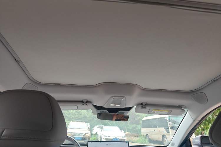 Used XPeng MONA M03 2024 620 with Ultra-Long Range Headliner