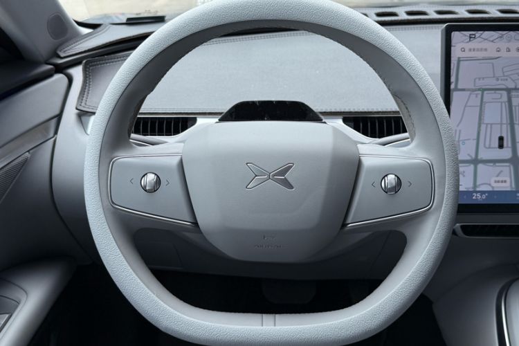 Used XPeng MONA M03 2024 620 with Ultra-Long Range Interior 1