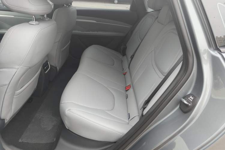 Used XPeng MONA M03 2024 620 with Ultra-Long Range Interior 2