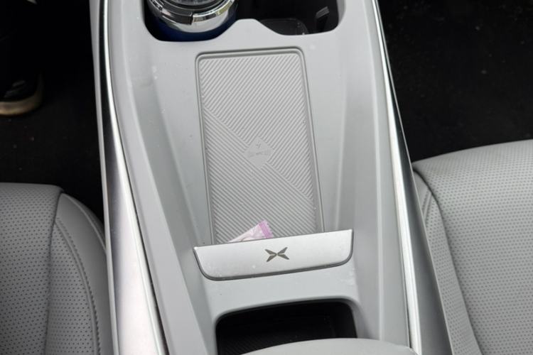 Used XPeng MONA M03 2024 620 with Ultra-Long Range Interior 4