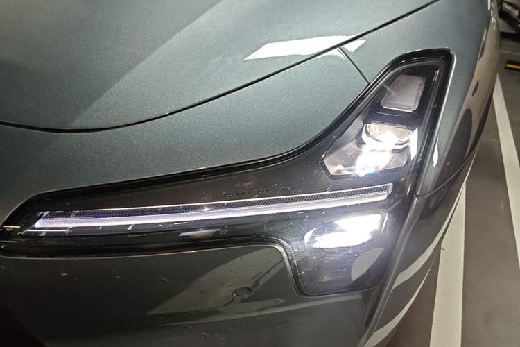 Used XPeng MONA M03 2024 620 with Ultra-Long Range Left Front Headlight