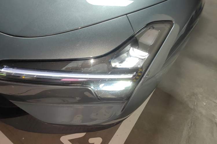 Used XPeng MONA M03 2024 620 with Ultra-Long Range Left Front Headlight