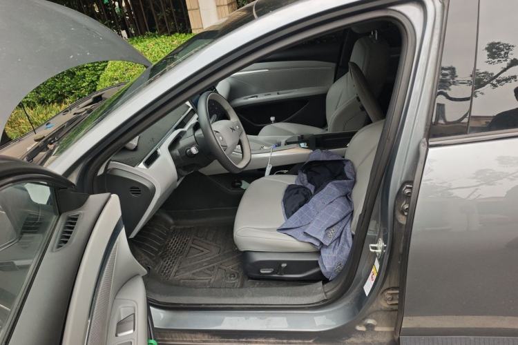 Used XPeng MONA M03 2024 620 with Ultra-Long Range Left Front Seat
