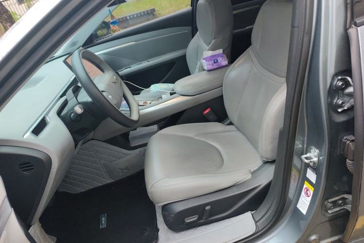 Used XPeng MONA M03 2024 620 with Ultra-Long Range Left Front Seat