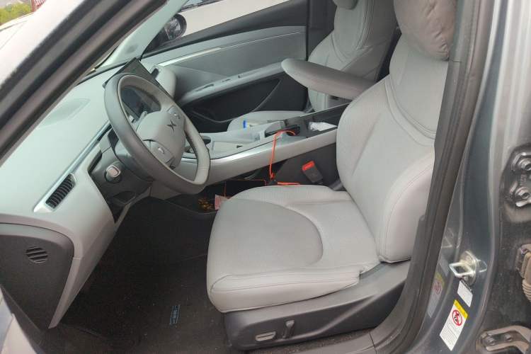 Used XPeng MONA M03 2024 620 with Ultra-Long Range Left Front Seat