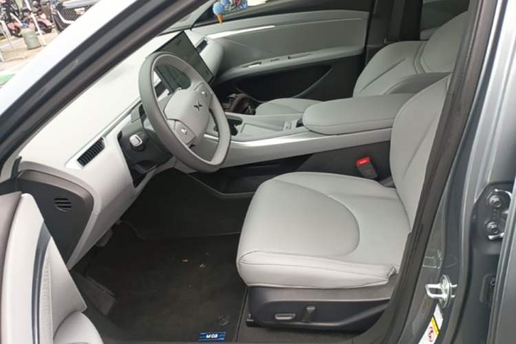 Used XPeng MONA M03 2024 620 with Ultra-Long Range Left Front Seat
