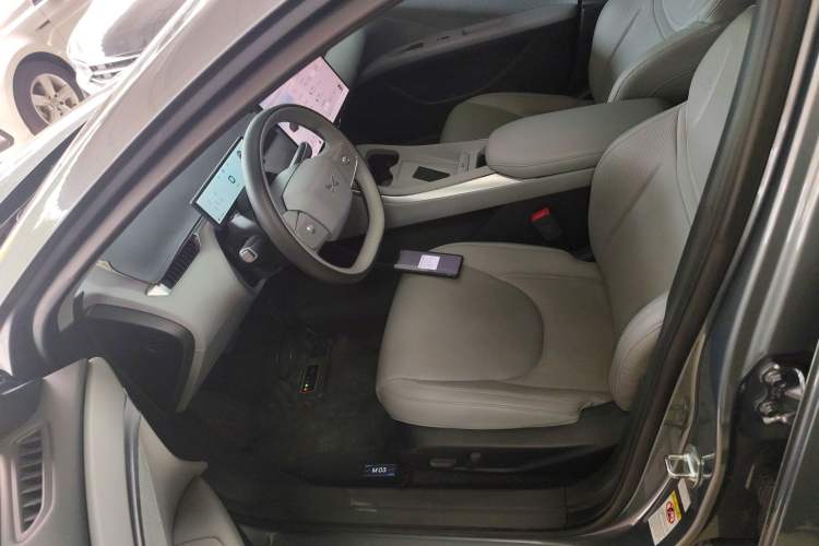 Used XPeng MONA M03 2024 620 with Ultra-Long Range Left Front Seat