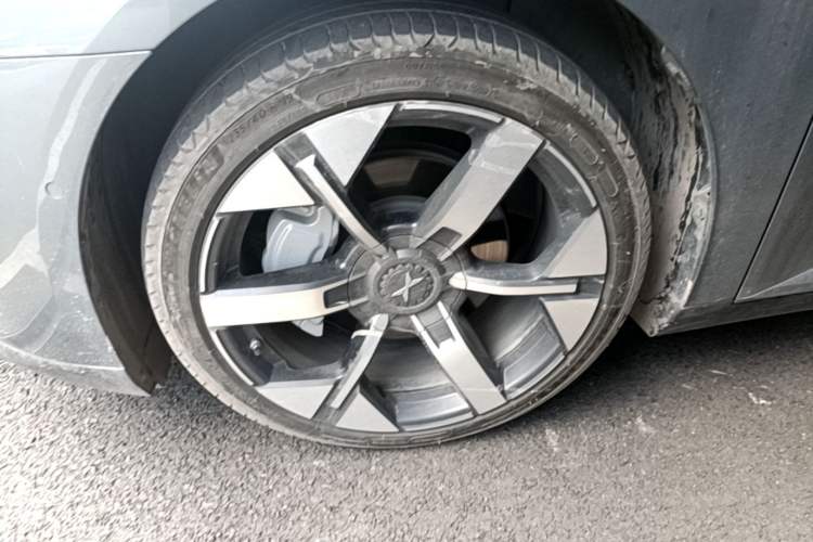 Used XPeng MONA M03 2024 620 with Ultra-Long Range Left Front Wheel Hub
