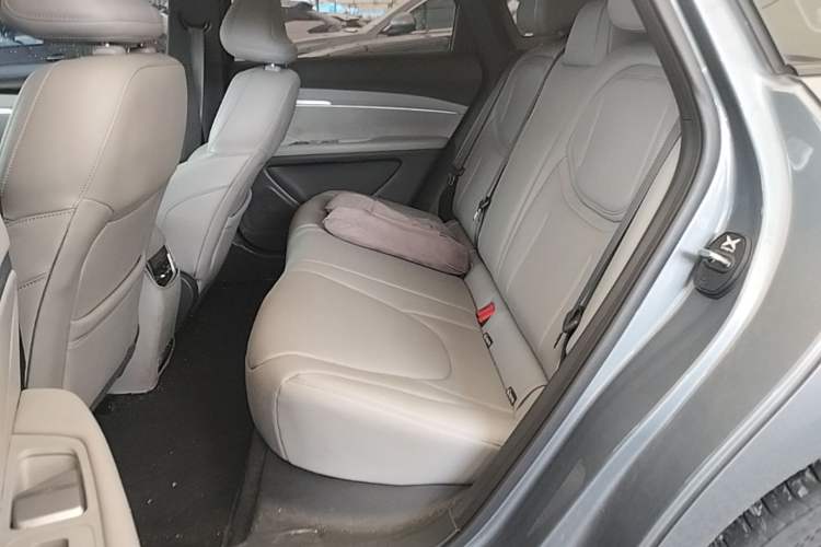 Used XPeng MONA M03 2024 620 with Ultra-Long Range Left Rear Seat