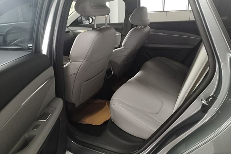 Used XPeng MONA M03 2024 620 with Ultra-Long Range Left Rear Seat