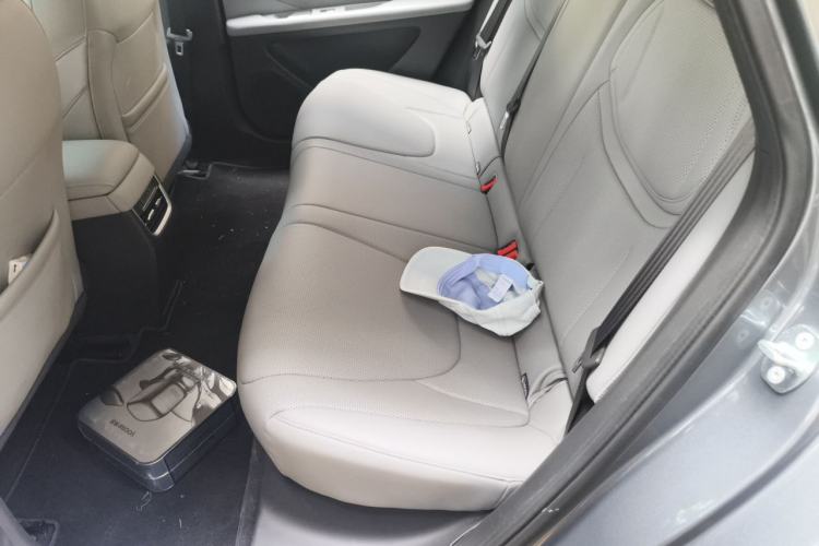 Used XPeng MONA M03 2024 620 with Ultra-Long Range Left Rear Seat