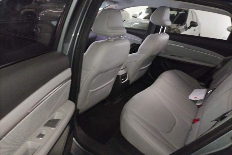 Used XPeng MONA M03 2024 620 with Ultra-Long Range Left Rear Seat