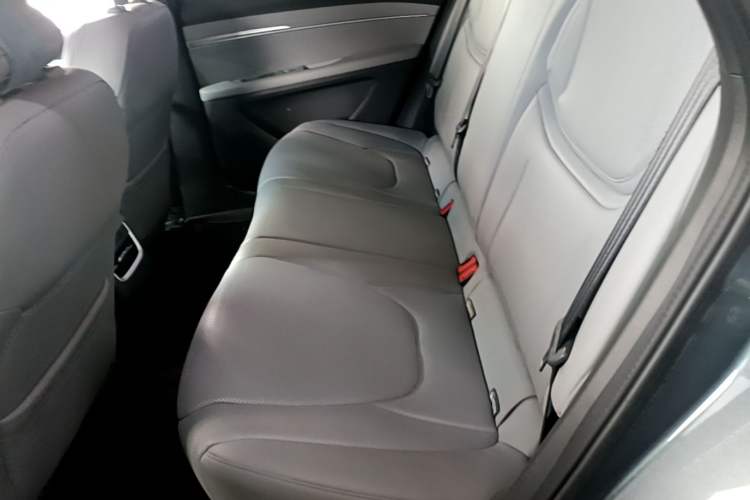 Used XPeng MONA M03 2024 620 with Ultra-Long Range Left Rear Seat