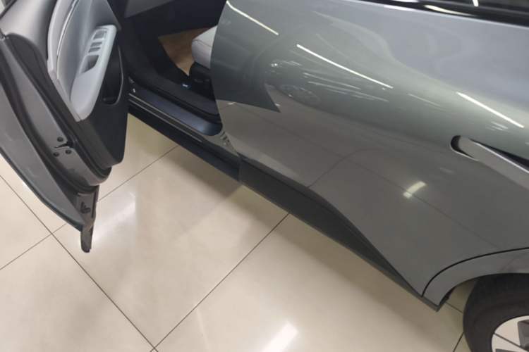 Used XPeng MONA M03 2024 515 Long-Range Left Side Sill