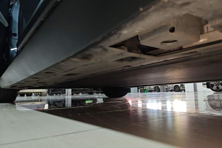 Used XPeng MONA M03 2024 620 with Ultra-Long Range Left Side Sill
