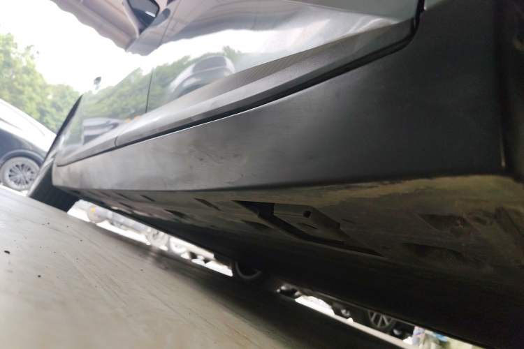 Used XPeng MONA M03 2024 620 with Ultra-Long Range Left Side Sill