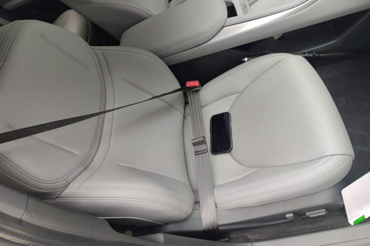 Used XPeng MONA M03 2024 515 Long-Range Right Front Seat
