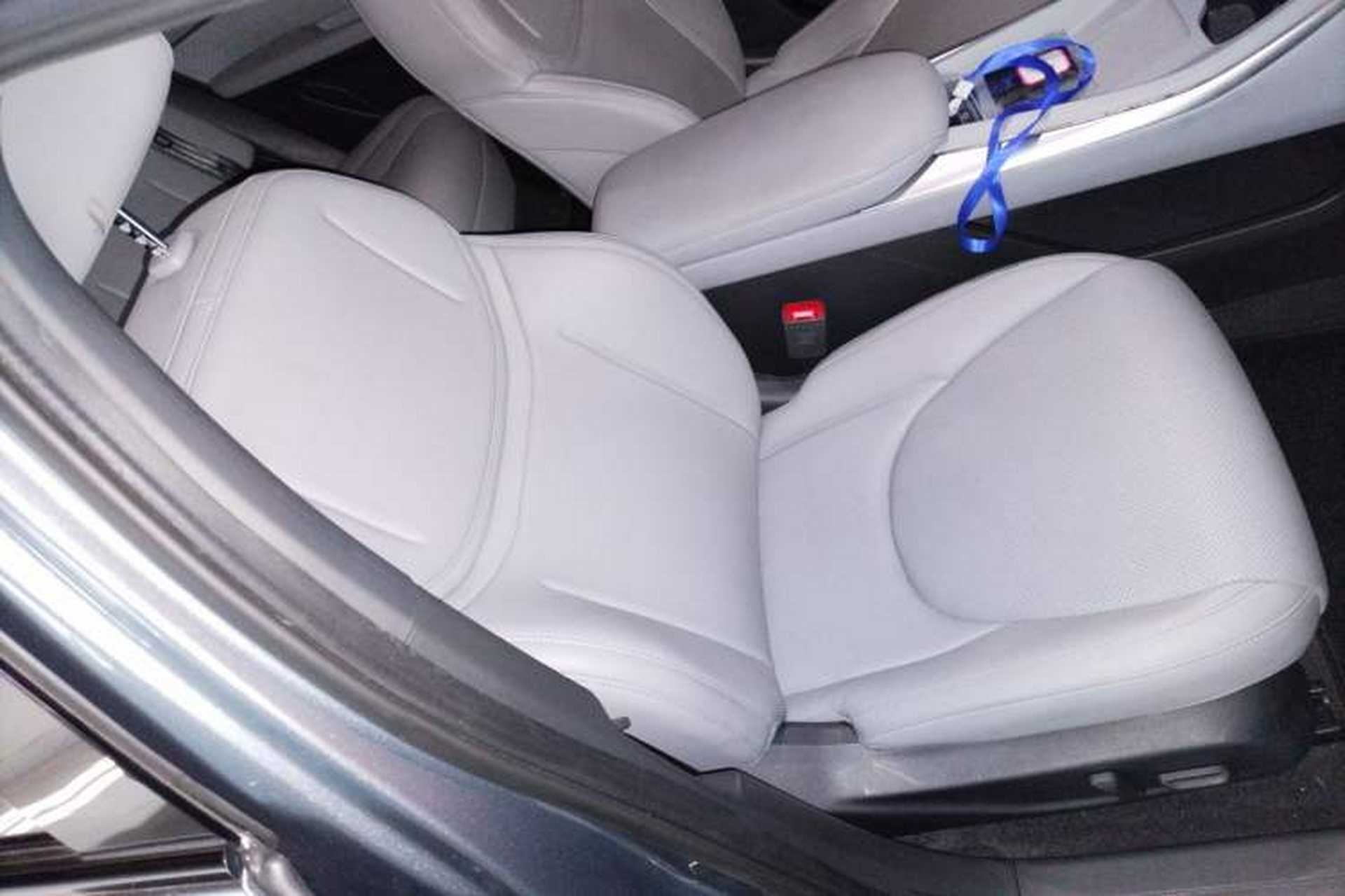 Used XPeng MONA M03 2024 620 with Ultra-Long Range Right Front Seat