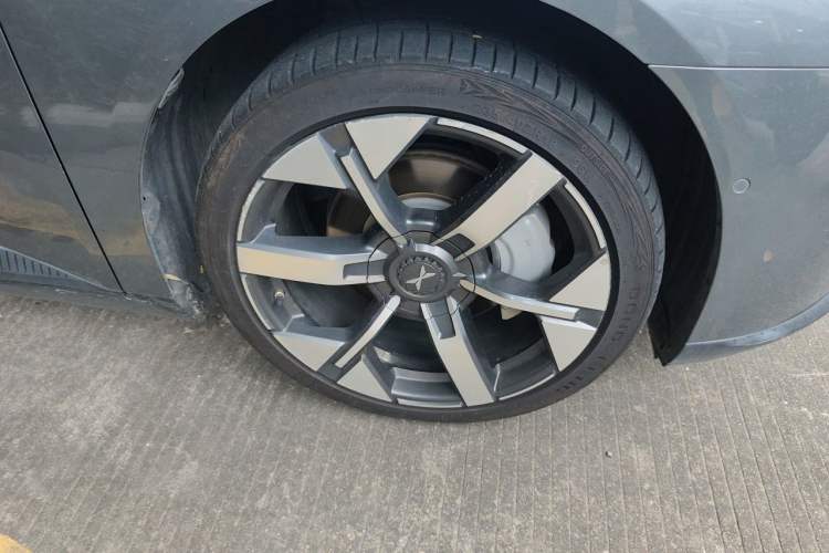 Used XPeng MONA M03 2024 620 with Ultra-Long Range Right Front Wheel Hub